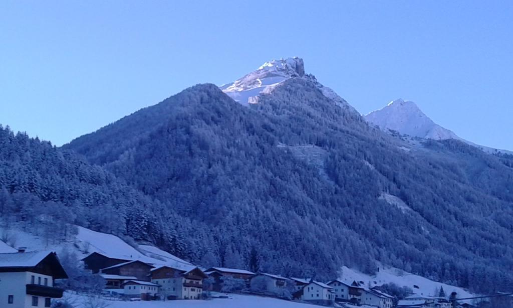 Ferienwohnung Kroessbacher Neustift im Stubaital Exterior photo