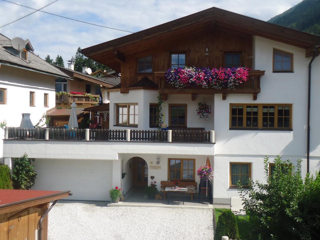 Ferienwohnung Kroessbacher Neustift im Stubaital Exterior photo